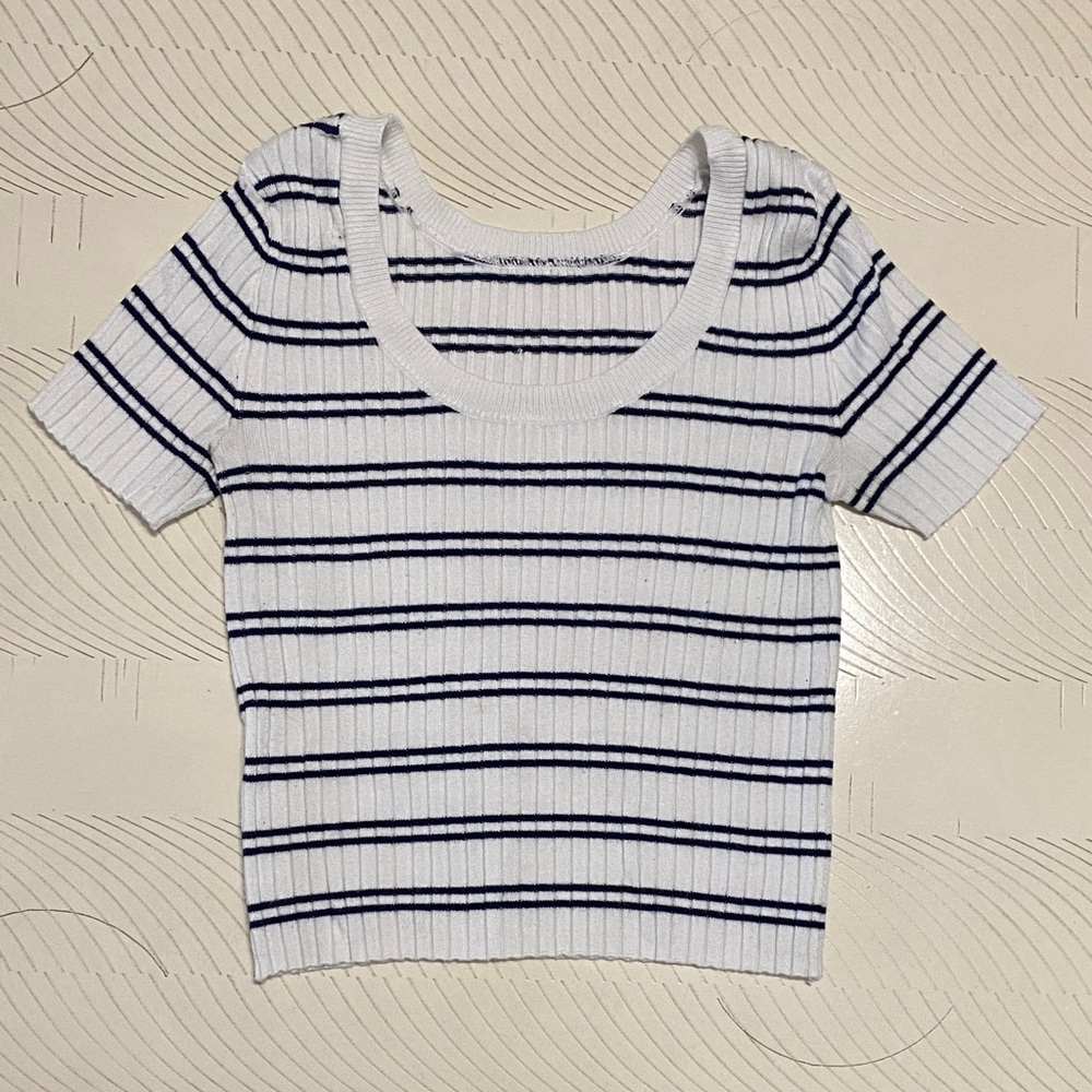 Striped Ribbed Knit Top - White and Black